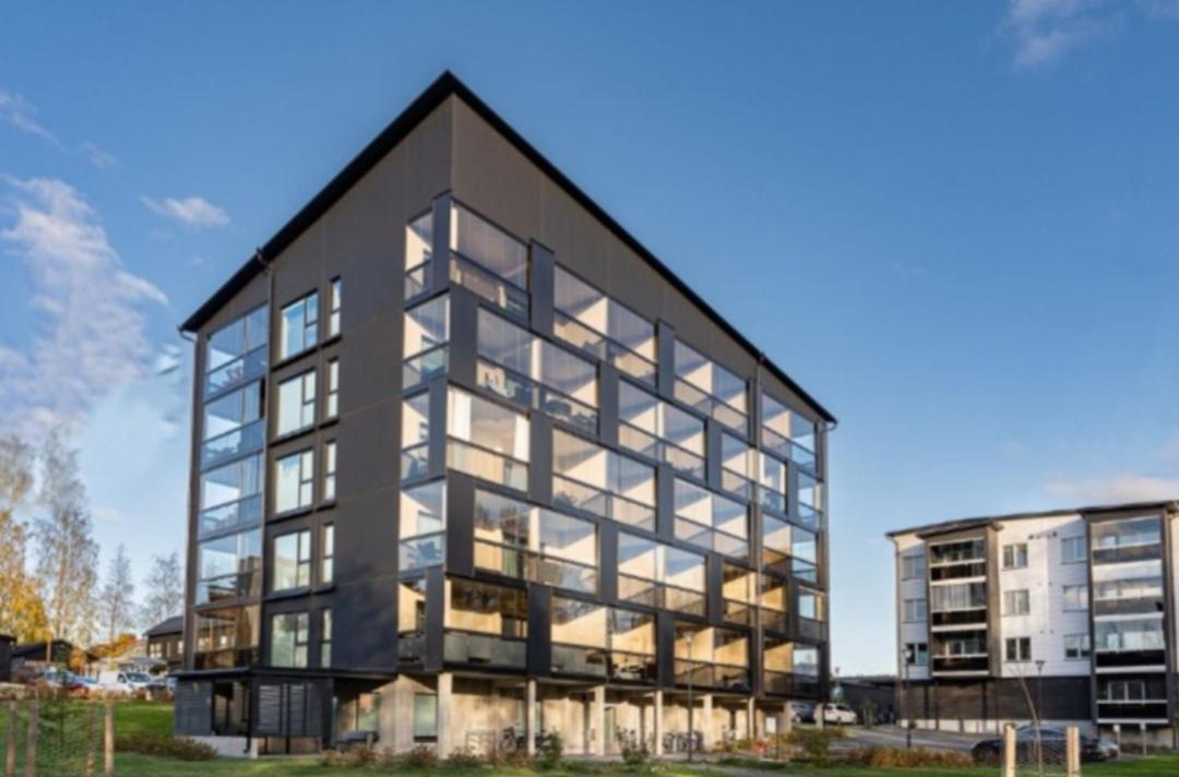 Modern Apartment Near Tampereen Messukeskus, With Own Private And Free Parking 外观 照片