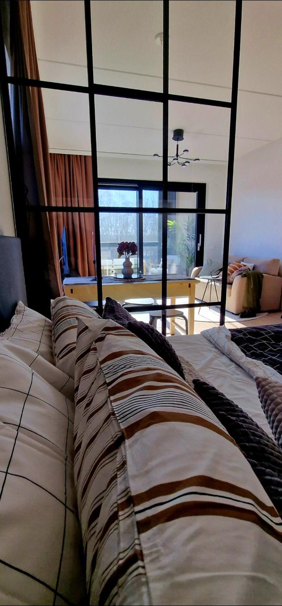 Modern Apartment Near Tampereen Messukeskus, With Own Private And Free Parking 外观 照片