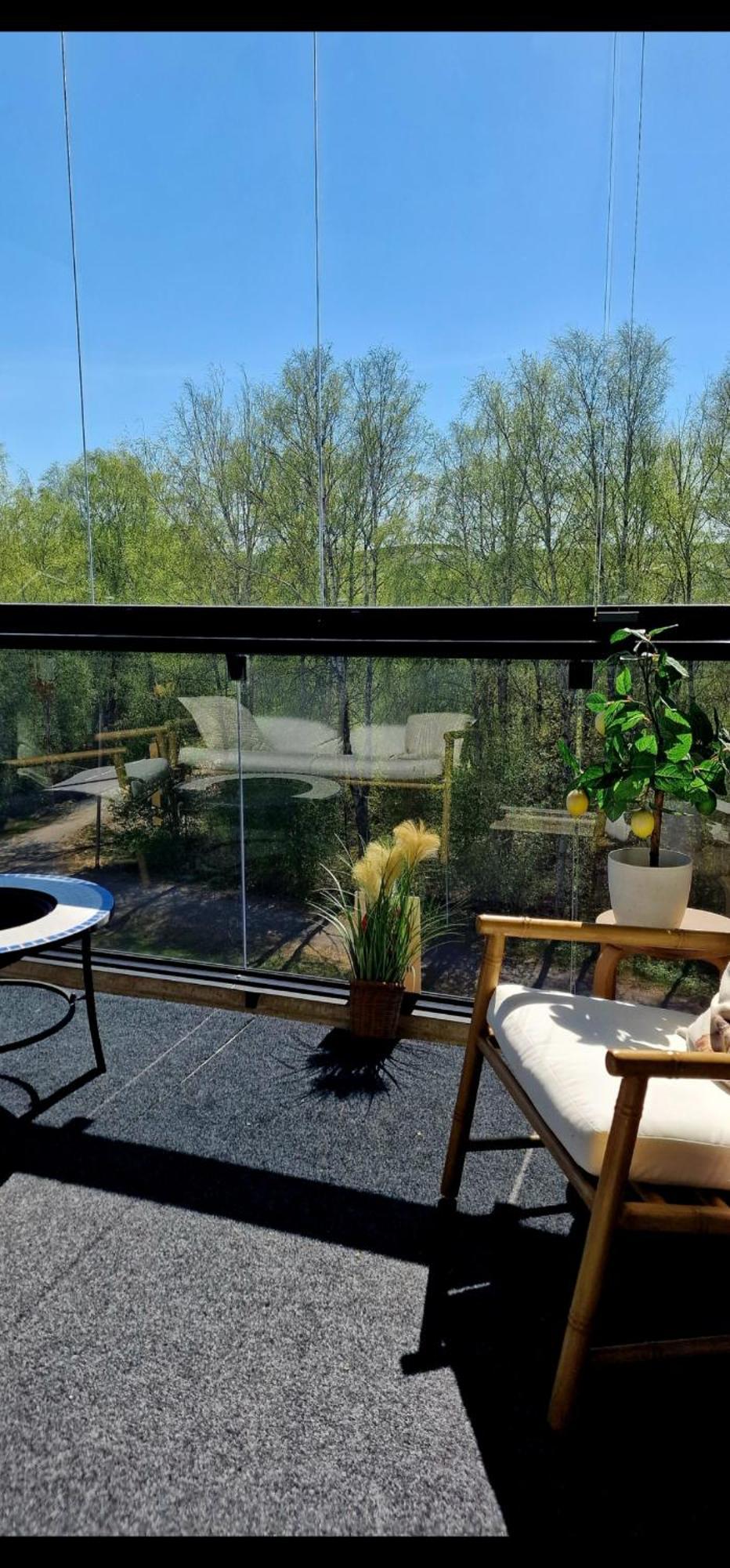 Modern Apartment Near Tampereen Messukeskus, With Own Private And Free Parking 外观 照片